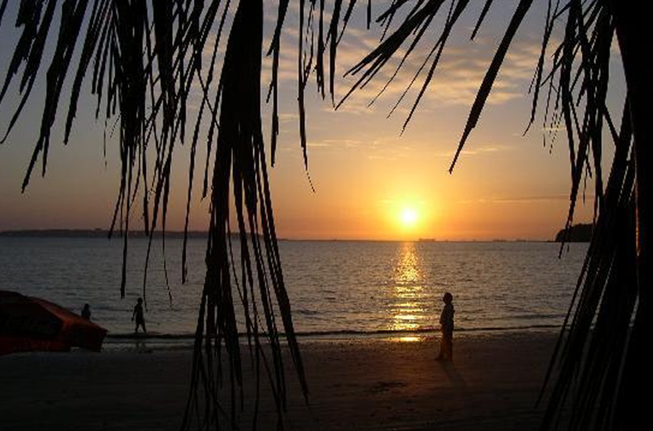 panaji atardecer